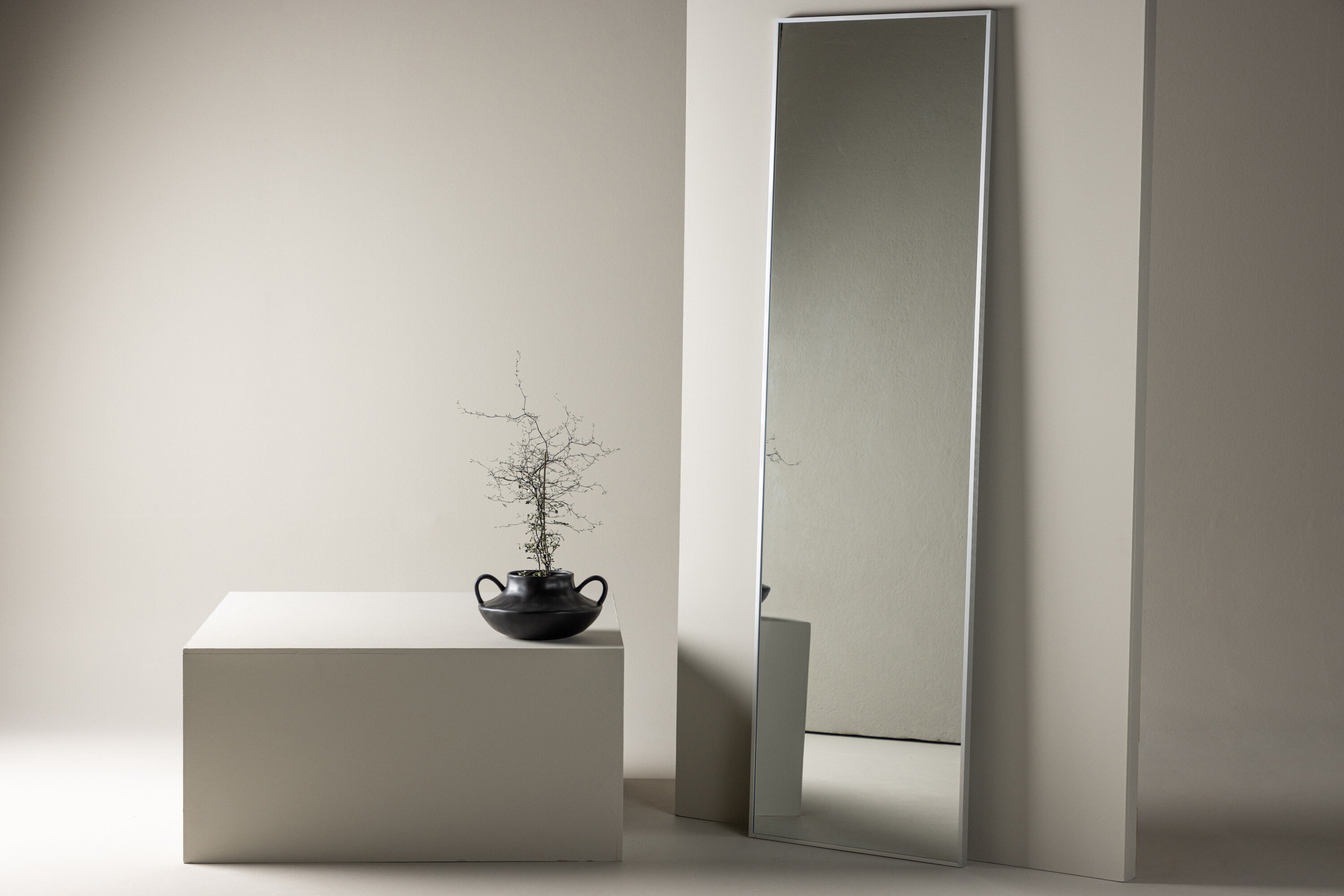 Dalton Mirror
